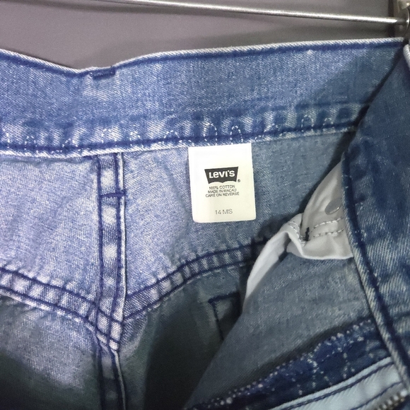 Vintage‎ Womens Levi's Capris Med Wash Denim Floral 100% Cotton Size 14 MIS - Picture 9 of 10